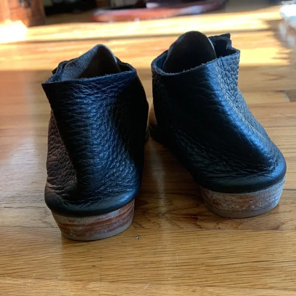 Sevilla Smith “The Laura” booties - Picture 4 of 10